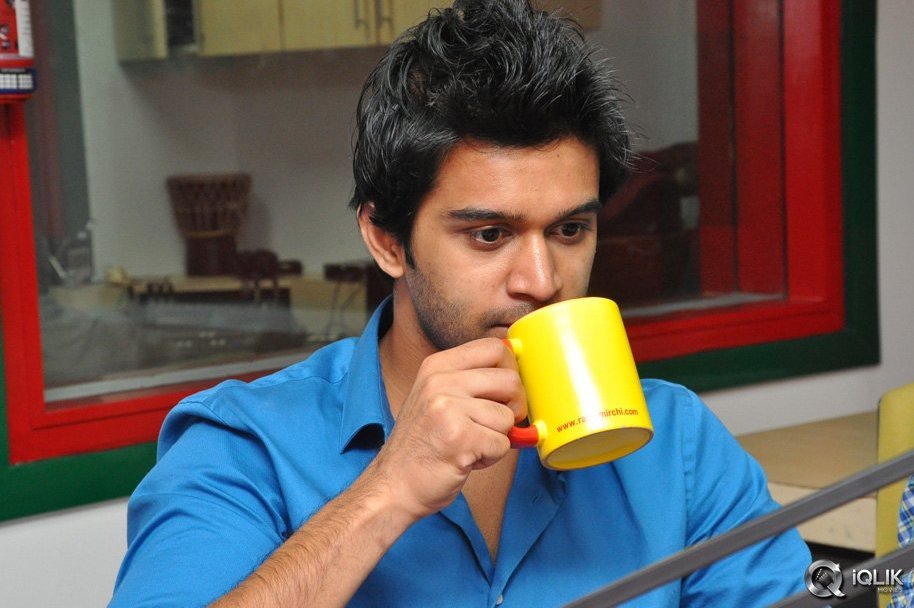 Ram-Leela-Movie-Team-at-Radio-Mirchi